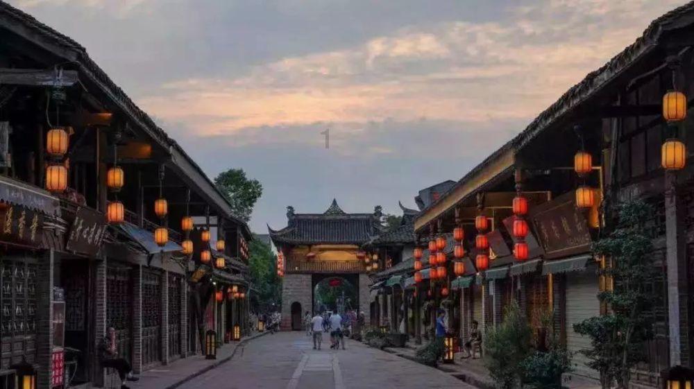干货分享：高考填志愿，到底是先选专业，还是先选城市？